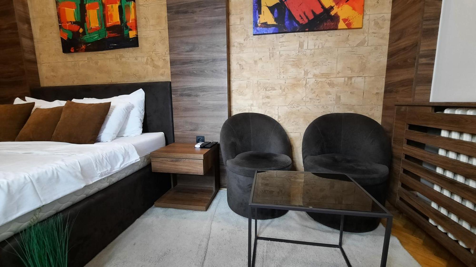 Stan Na Dan Apartman D Lux Jacuzzi Kragujevac Exterior photo