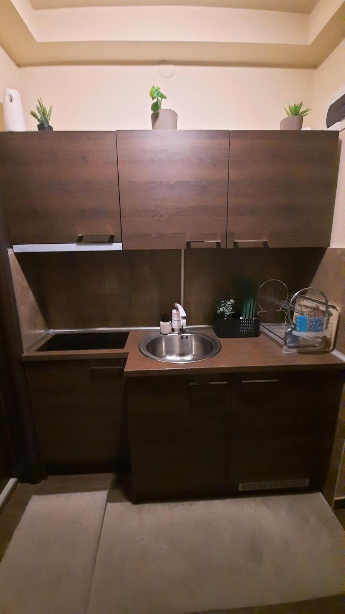 Stan Na Dan Apartman D Lux Jacuzzi Kragujevac Exterior photo