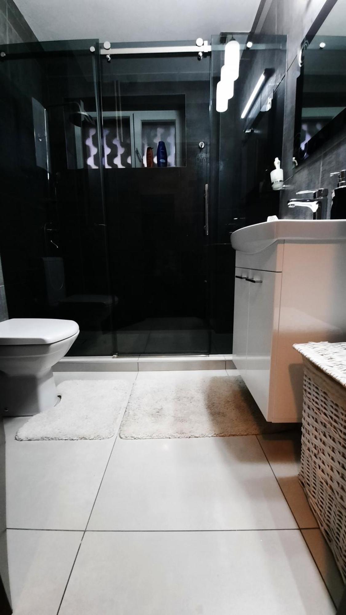 Stan Na Dan Apartman D Lux Jacuzzi Kragujevac Exterior photo